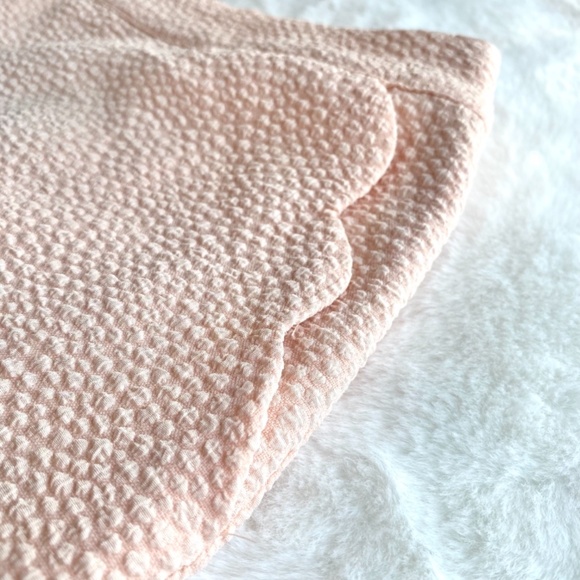 Francesca’s Boutique Blush Shorts in Size Large - Picture 4 of 9